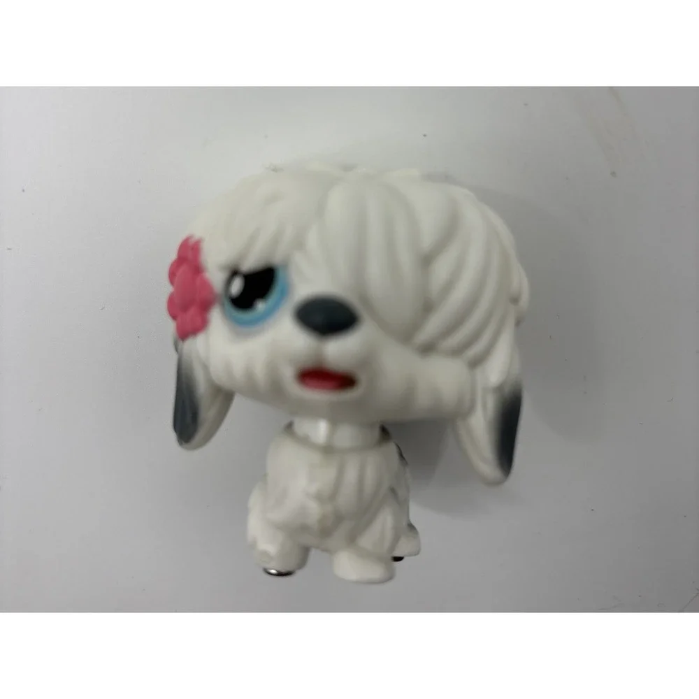 Littlest Pet Shop Magic Motion Pets Yum Yum Puppy‎ Dog, Bed